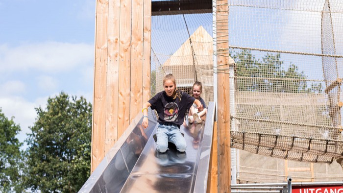 Entree Fort Vertier Kinderen op de Veluwe in 