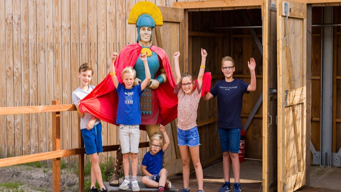 Entree Fort Vertier Kinderen op de Veluwe in 