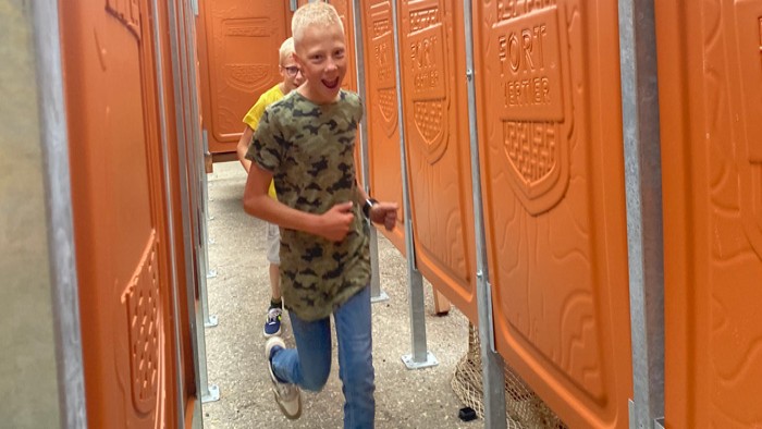 Entree Fort Vertier Kinderen op de Veluwe in 