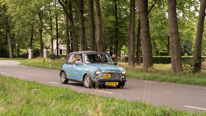 Mini Cooper op de Veluwe in 