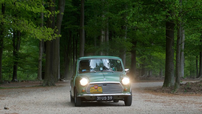 Mini Cooper op de Veluwe in 